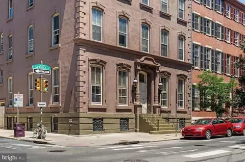 1010 Spruce St #1F, Philadelphia, PA 19107