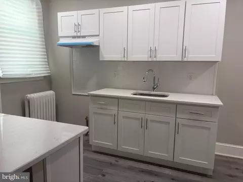 5907 Turner St, Philadelphia, PA 19151