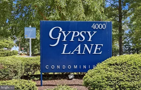 4000 Gypsy Ln #245B2, Philadelphia, PA 19129