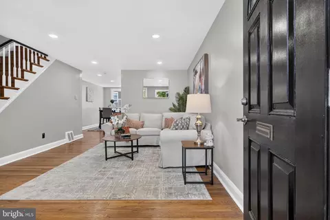 1350 Kimberly Dr, Philadelphia, PA 19151
