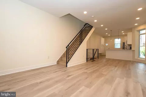 5751 Rodman St, Philadelphia, PA 19143