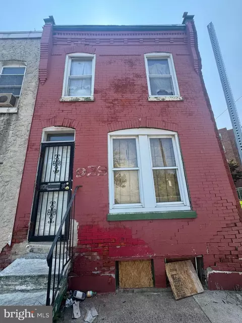 929 N 45th St, Philadelphia, PA 19104