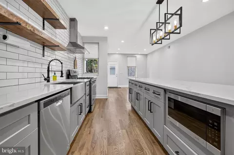 3113 W Montgomery Ave, Philadelphia, PA 19121