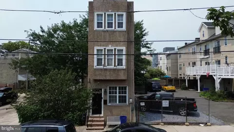 1214 S 4th St, Philadelphia, PA 19147