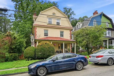 59 W Westview St, Philadelphia, PA 19119