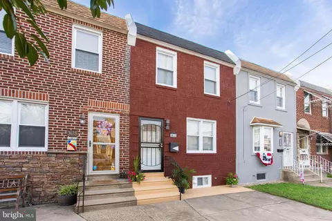 3633 E Thompson St, Philadelphia, PA 19134