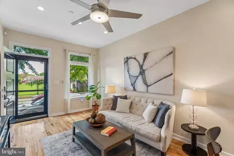 420 Federal St, Philadelphia, PA 19147
