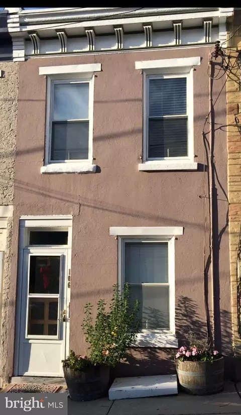 106 Davis St, Philadelphia, PA 19127