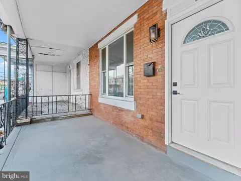 808 S 56th St, Philadelphia, PA 19143