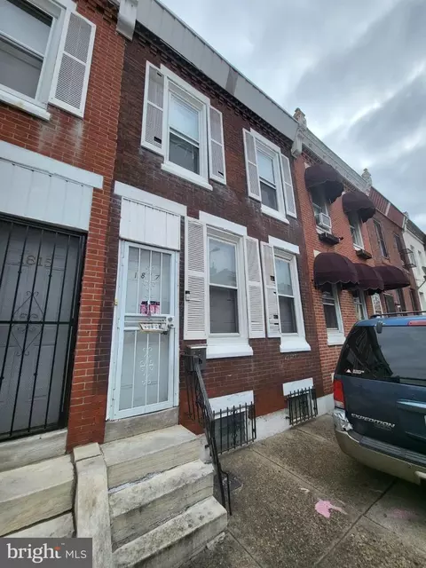 1817 E Clementine St, Philadelphia, PA 19134