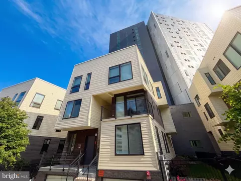3200 Summer St #7, Philadelphia, PA 19104