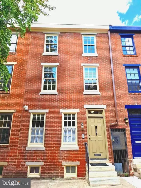 1213 Rodman St, Philadelphia, PA 19147