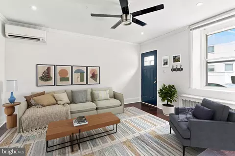 145 East St, Philadelphia, PA 19127
