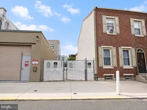 2666 Mercer St, Philadelphia, PA 19125