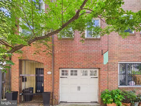 2108 Appletree St, Philadelphia, PA 19103