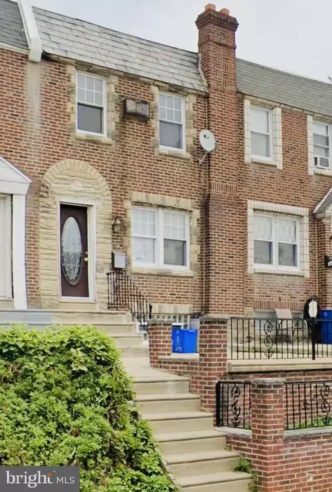 239 Higbee St, Philadelphia, PA 19111