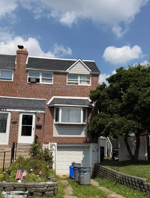 3655 Academy Rd, Philadelphia, PA 19154