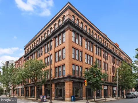 301 00 Race St #215, Philadelphia, PA 19106