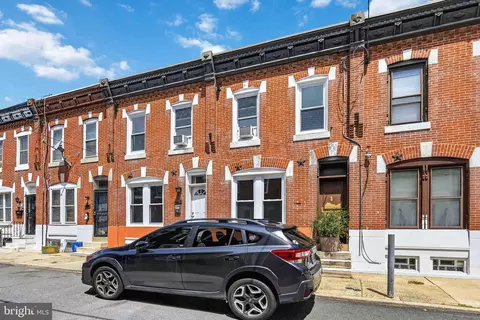 2715 Sears St, Philadelphia, PA 19146