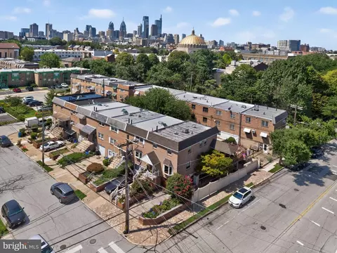 866 N Marshall St, Philadelphia, PA 19123