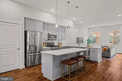 1415 S Lawrence Ter, Philadelphia, PA 19147
