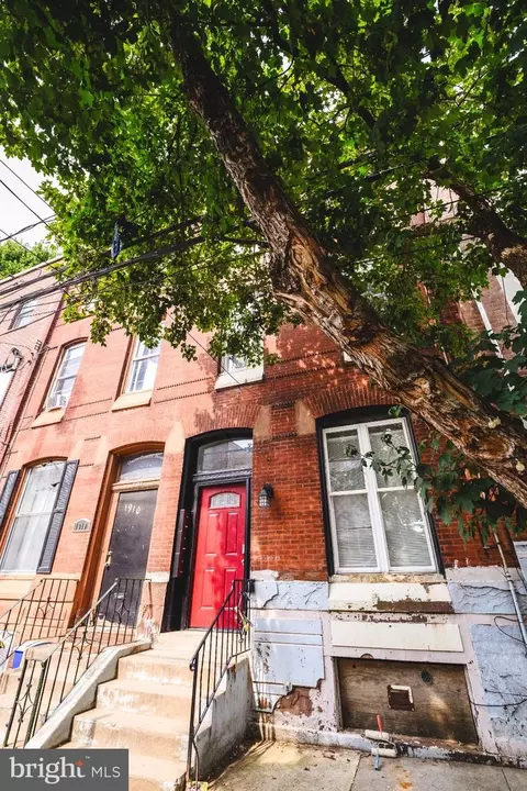 1912 7th St, Philadelphia, PA 19122