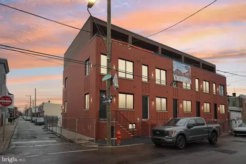 3011 Gaul St, Philadelphia, PA 19134