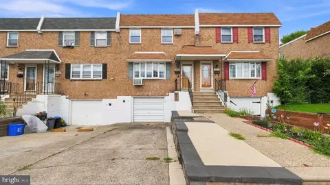10228 W Keswick Rd, Philadelphia, PA 19114