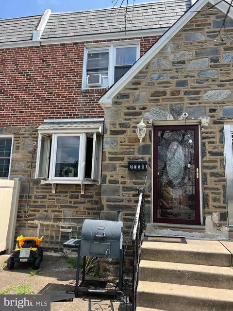 2021 Knorr St, Philadelphia, PA 19149