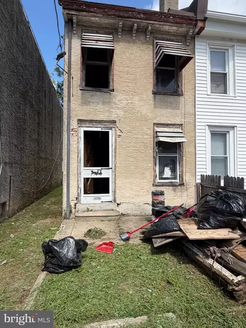 217 E Ashmead St, Philadelphia, PA 19144