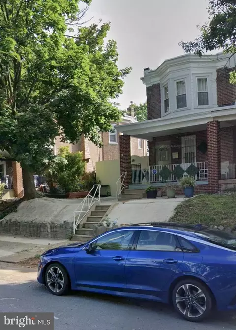 4421 Disston St, Philadelphia, PA 19135