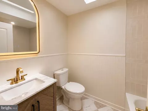 12608 Medford Rd, Philadelphia, PA 19154