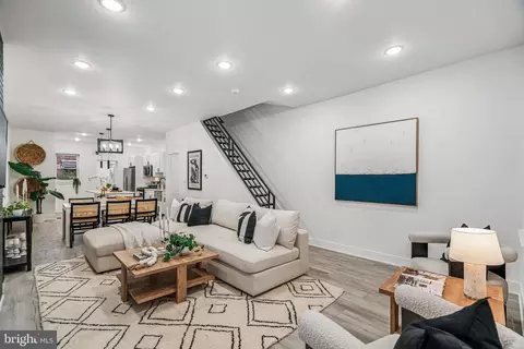 4913 Chancellor St, Philadelphia, PA 19139