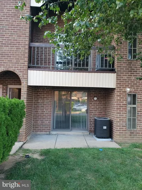 2727 Rhawn 58ab St, Philadelphia, PA 19152