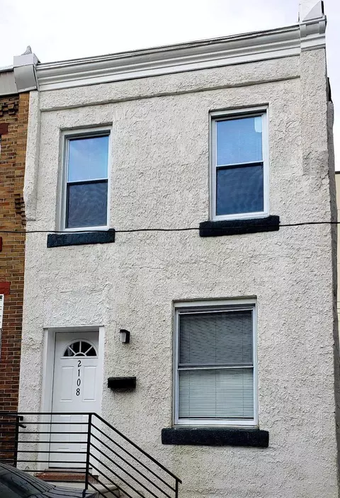 2108 E Stella St, Philadelphia, PA 19134