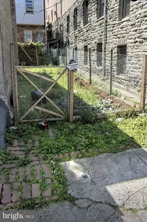 5166 Ogden St, Philadelphia, PA 19139