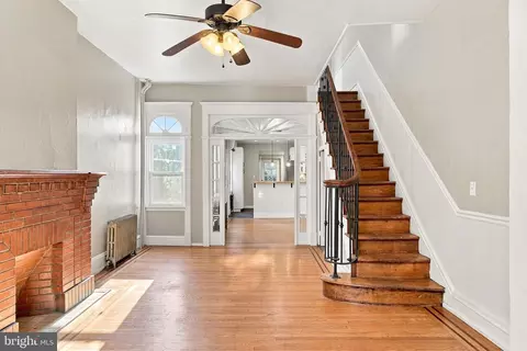 1516 S 15th St, Philadelphia, PA 19146