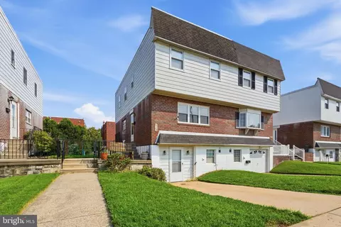 9749 Evans St, Philadelphia, PA 19115