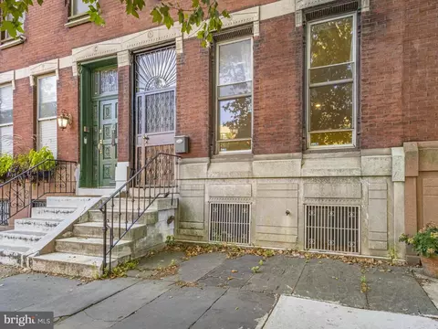 1426 S Broad St, Philadelphia, PA 19146