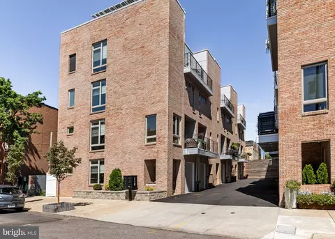 119 Greenwich St #11, Philadelphia, PA 19147