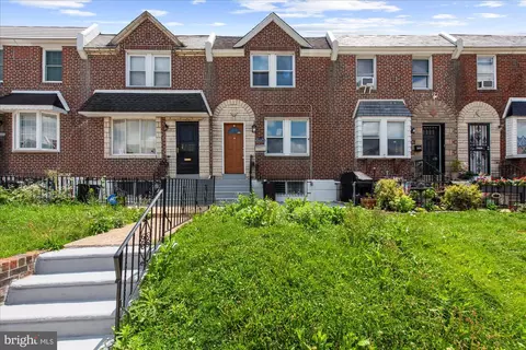 5437 Valley St, Philadelphia, PA 19124