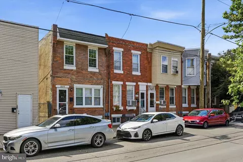 2654 E Indiana Ave, Philadelphia, PA 19134