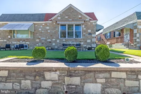 7657 Fillmore St, Philadelphia, PA 19111