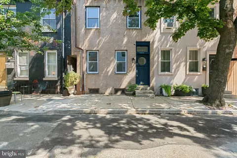 423 Cross St, Philadelphia, PA 19147