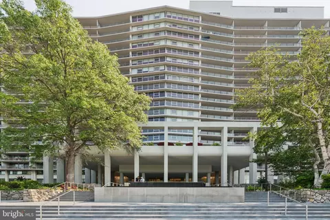 2401 Pennsylvania Ave #20C42, Philadelphia, PA 19130