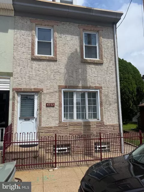 4752 54 Tacony St, Philadelphia, PA 19137