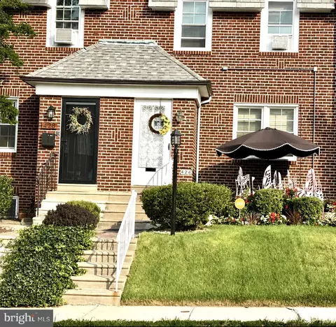 426 E Slocum St E, Philadelphia, PA 19119