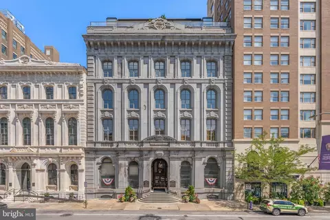 421 Chestnut St #401, Philadelphia, PA 19106