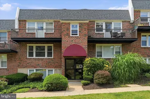 6901 29 Valley Ave #D3, Philadelphia, PA 19128