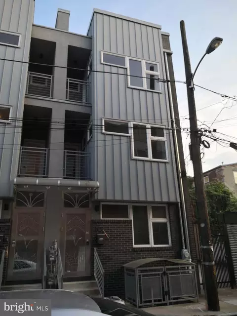 1102 Lemon St, Philadelphia, PA 19123
